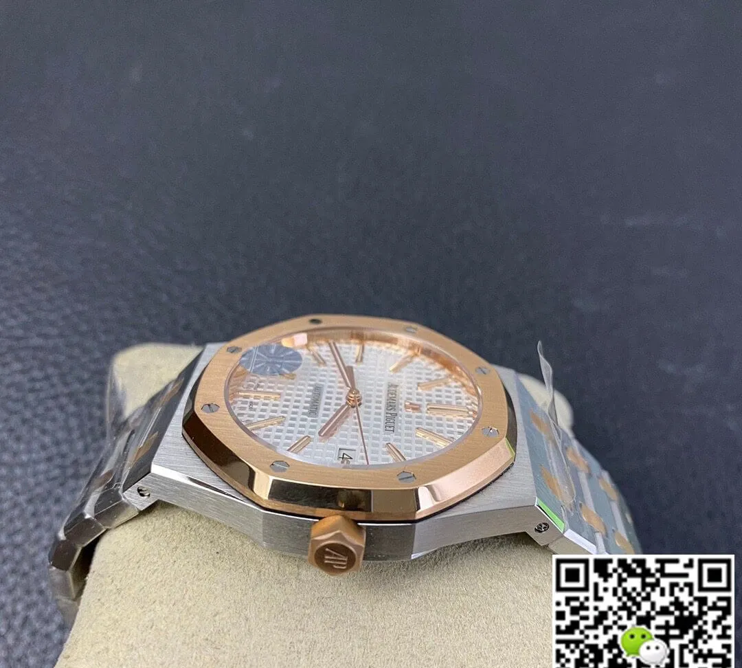 Audemars Piguet Royal Oak 15400SR.OO.1220SR.01 JF Factory 1:1 Best Edition Replica Watch Swiss ETA3120